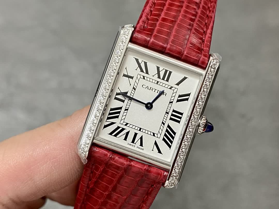 Cartier Tank Must