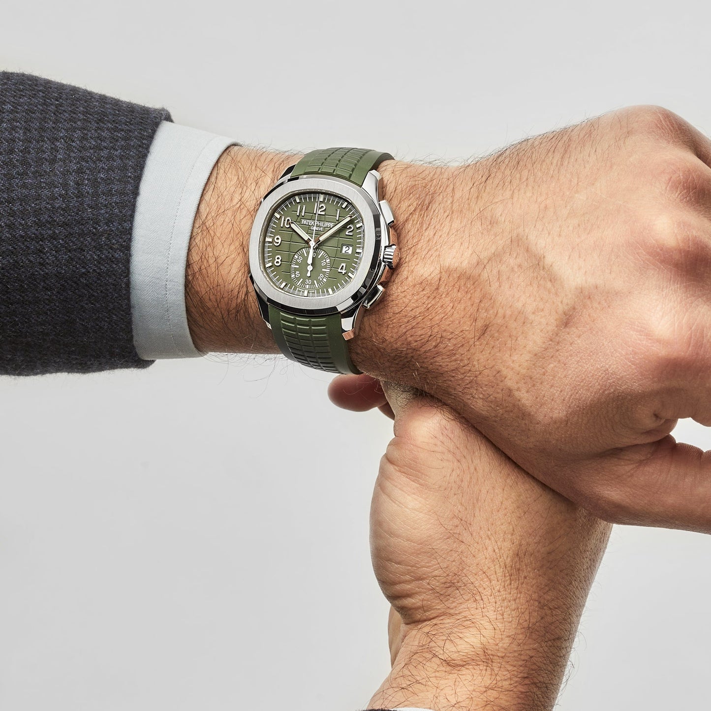 Patek Philippe Aquanaut 3285 V3 – AAA+ 5968G-010 Chronograph White Gold Khaki Green Dial (2023)